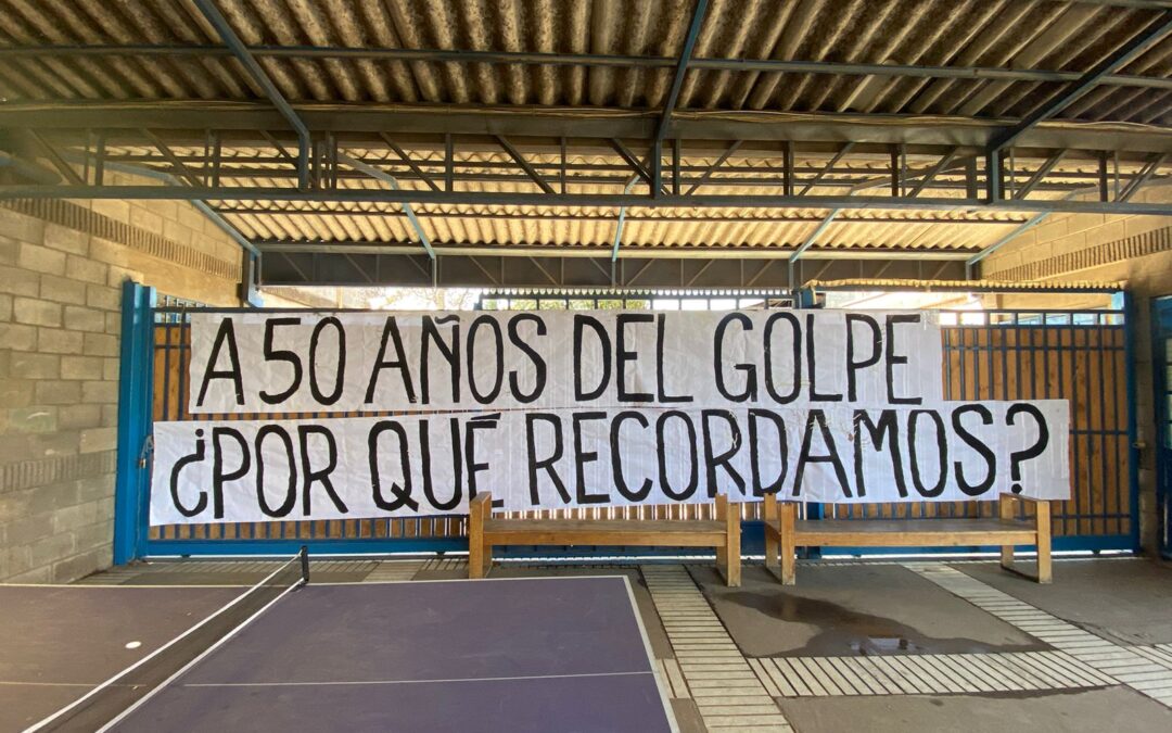 Lanzamiento del proyecto “El golpe de Estado en Chuchunco” en el Colegio San Alberto (población Los Nogales)